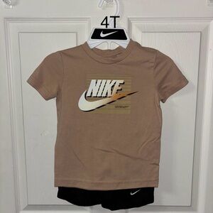 Nike Kids Short Sleeve Tee/Short Set
